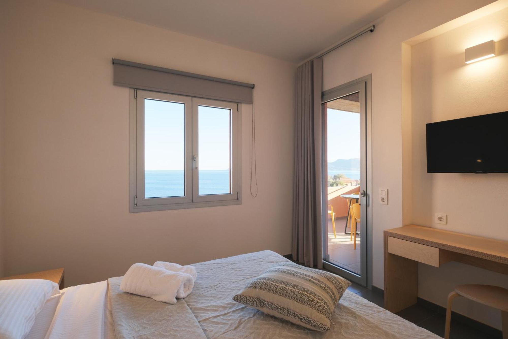 Pasithea Suites 모넴바시아 외부 사진
